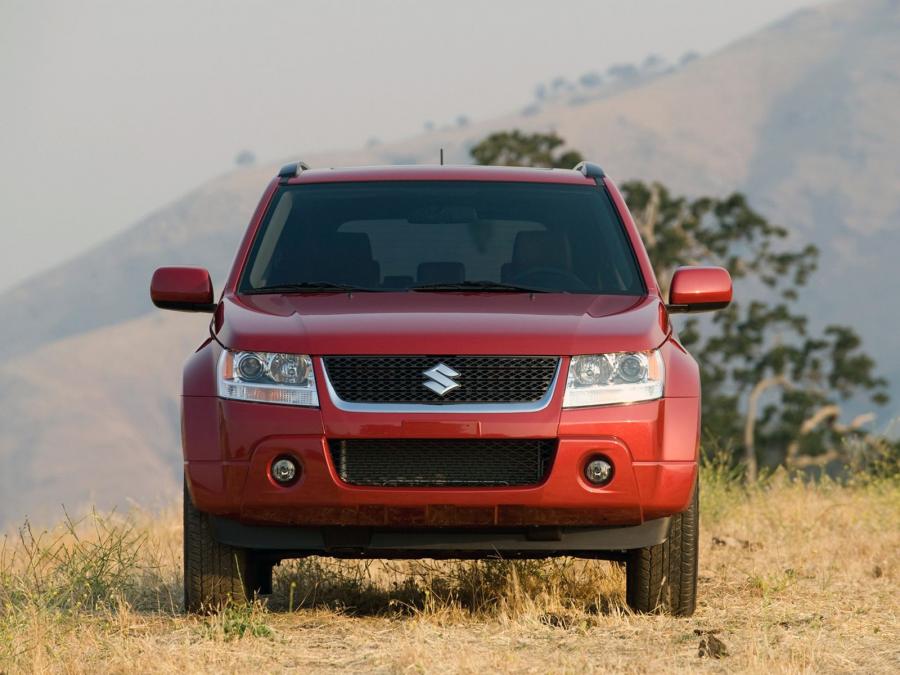  Suzuki Grand Vitara 5-Door 2005 года  (US) (фото 27 из 30)